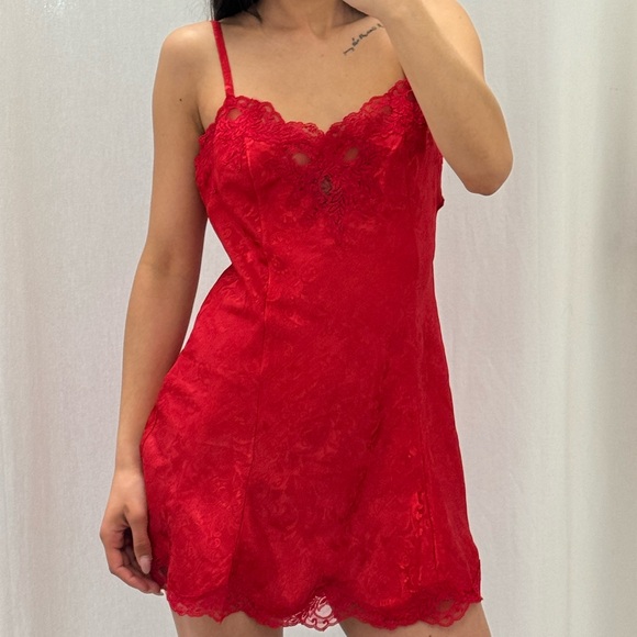 vintage Victoria’s Secret Gold label slip - Picture 2 of 3